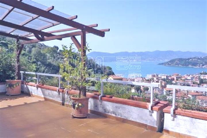 Jade, 38 — Escort in Carbognano, Italy