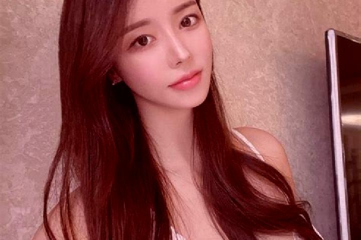 Jade, 39 — Escort in Zuogaimanma, China