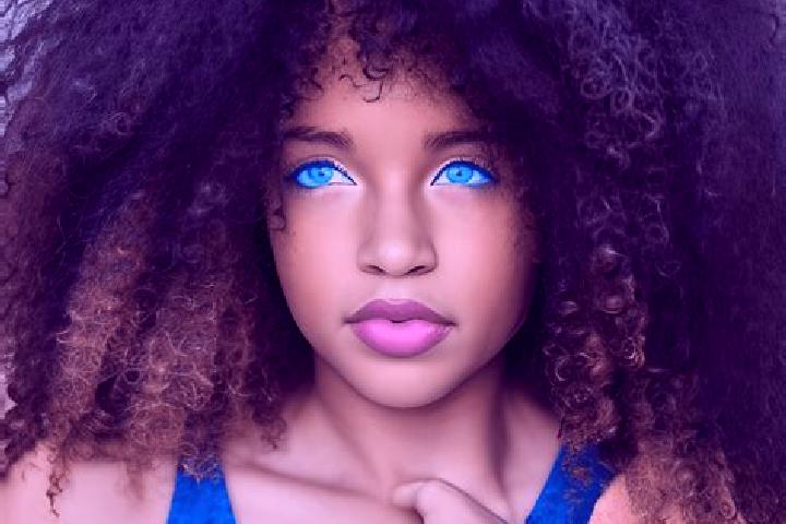 Kinsley, 20, a black blue-eyed indian companion based in Loncari. Offering Massage, Fetish, Erotic Massage, Duos. Available for incall and outcall, overnight...