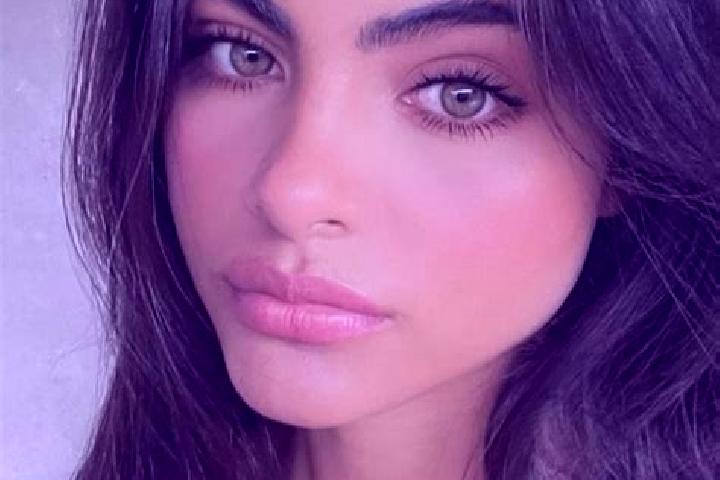 Kinsley, 20, a brunette green-eyed caribbean companion based in Bosau. Offering Party Girl, A-Level, Girlfriend Experience, Overnight. Available for incall a...
