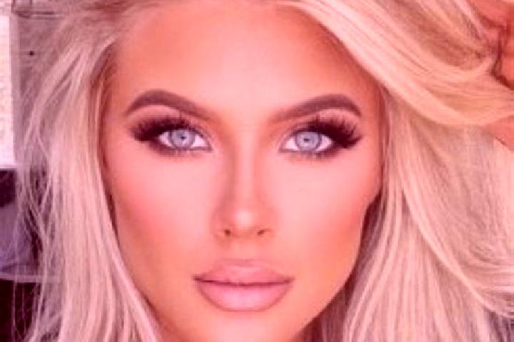 Kinsley, 20, a platinum blonde brown-eyed indian companion based in Grobokan. Offering Dinner Date, Girlfriend Experience. Available for incall and outcall, ...