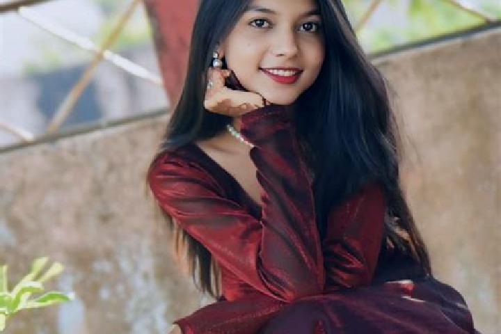 Kinsley, 20 — Escort in Brajarajnagar, India