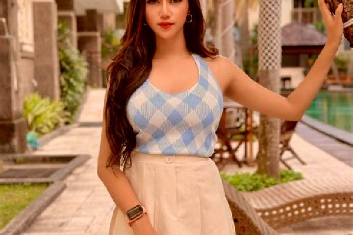 Kinsley, 20 — Escort in Handilenam, Indonesia