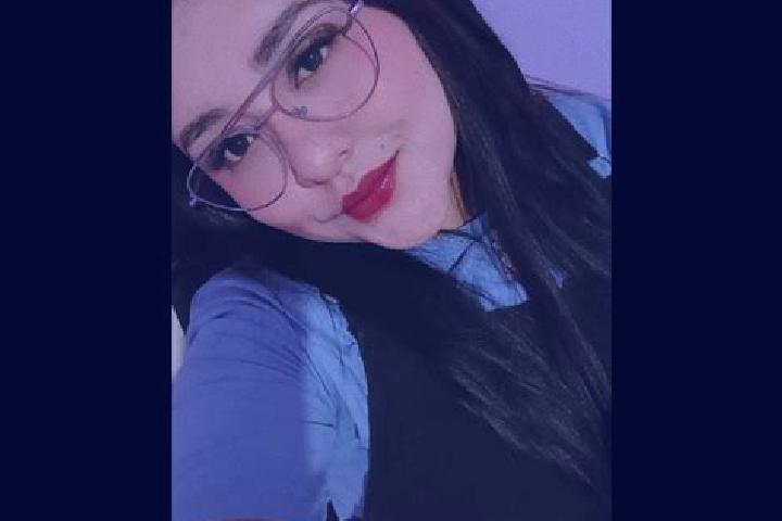 Kinsley, 20 — Escort in Hernandez, Argentina