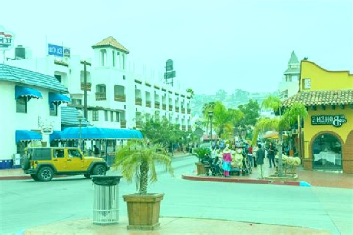 Kinsley, 20 — Escort in La Ensenada, Mexico