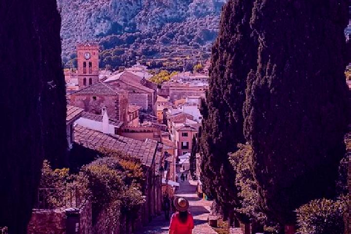 Kinsley, 20 — Escort in Pollenca, Spain