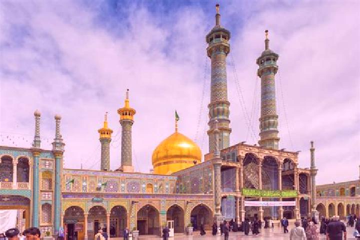 Kinsley, 20 — Escort in Qom, Iran