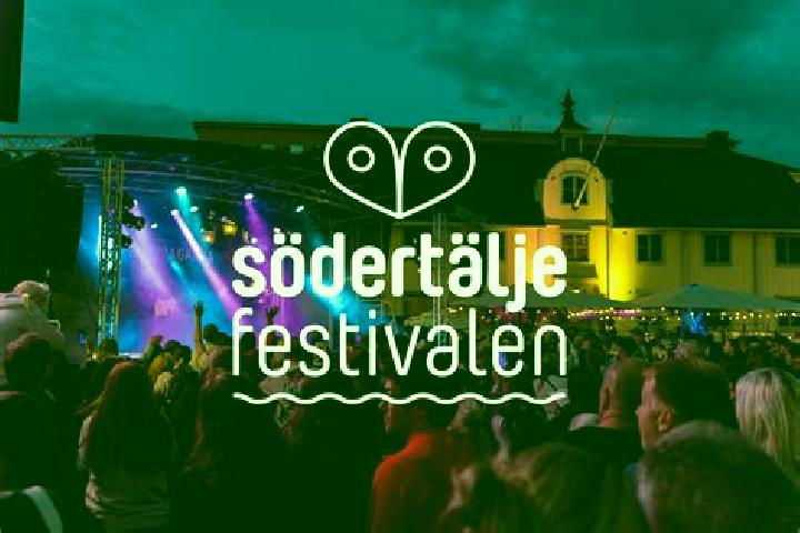 Kinsley, 20 — Escort in Soedertaelje, Sweden