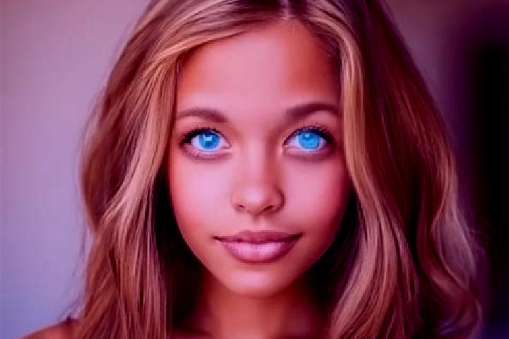 Kinsley, 21, a blonde blue-eyed mixed companion based in Bousse. Offering GFE, Massage, Duos. Available for incall and outcall, overnight bookings available.