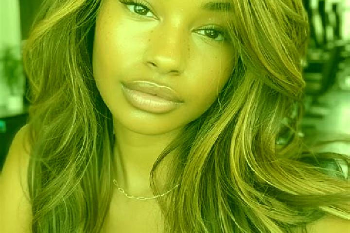 Kinsley, 21, a blonde dark-eyed mixed companion based in Shimoseki. Offering GFE, Massage, Prostate Massage. Available for incall and outcall, day and evenin...