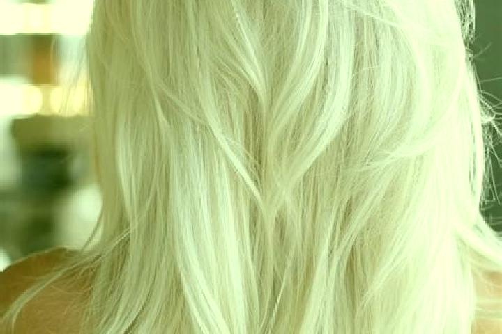 Kinsley, 21, a platinum blonde grey-eyed indian companion based in Villadangos del Paramo. Offering GFE, Fetish, 69, Deep French Kissing, Massage. Available ...