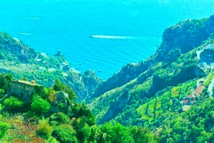 Kinsley, 21 — Escort in Agerola, Italy