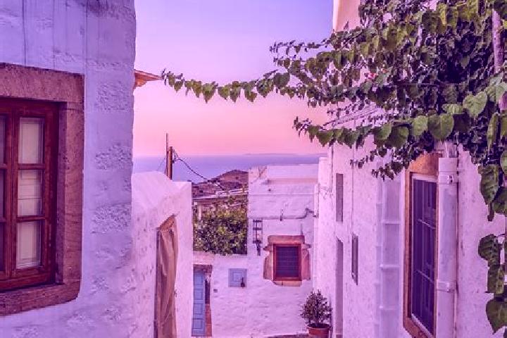 Kinsley, 21 — Escort in Agios Athanasios, Greece