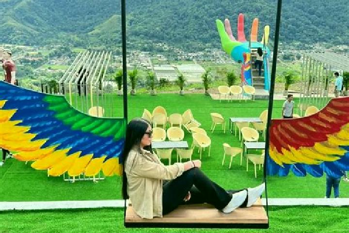 Kinsley, 21 — Escort in Caripe, Venezuela