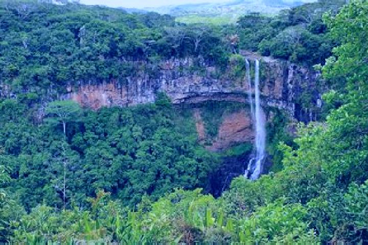 Kinsley, 21 — Escort in Chamarel, Mauritius