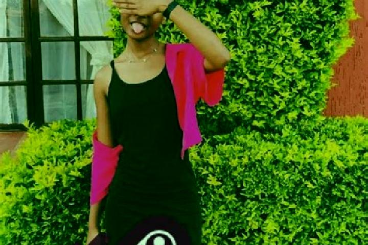 Kinsley, 21 — Escort in Mmametlhake, South Africa