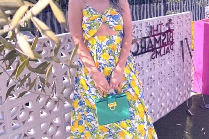 Kinsley, 21 — Escort in Nembro, Italy