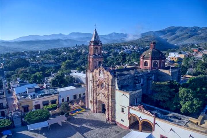 Kinsley, 21 — Escort in Santa Rosa Jauregui, Mexico