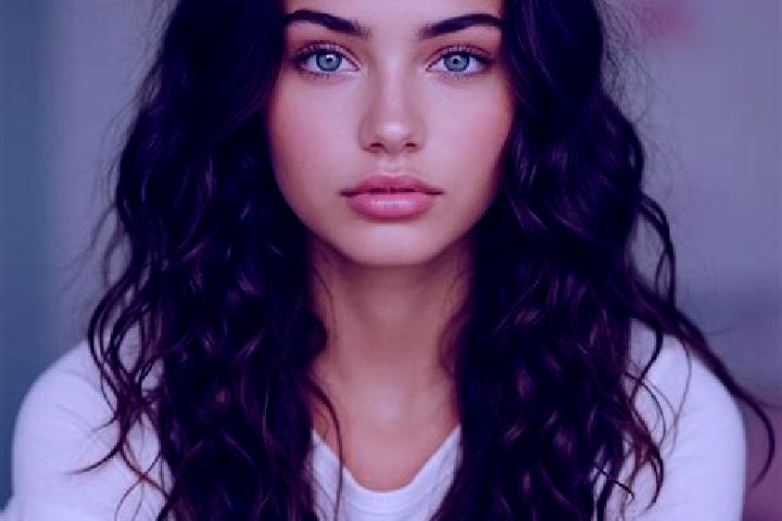 Kinsley, 22, a auburn amber-eyed mediterranean companion based in Nozawa. Offering BDSM, Fetish, Party Girl. Available for incall and outcall, overnight book...