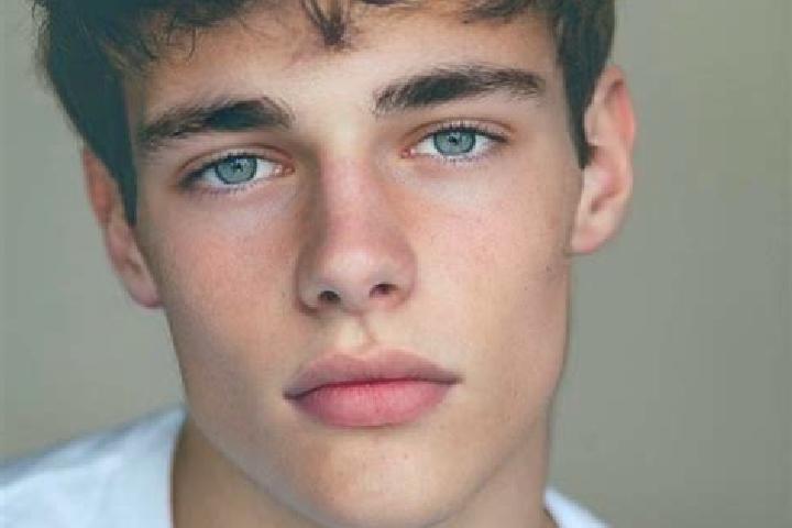 Kinsley, 22, a black brown-eyed caucasian companion based in Guadalupe de Ramales. Offering Travel Companion, Dinner Date, Prostate Massage. Available for in...