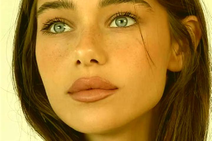 Kinsley, 22, a brunette brown-eyed mediterranean companion based in Fuller Heights. Offering Travel Companion, Prostate Massage, BDSM, A-Level. Available for...