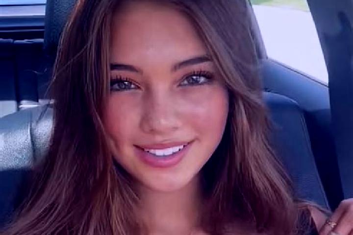 Kinsley, 22, a brunette grey-eyed middle eastern companion based in Brouchy. Offering Party Girl, BDSM, Roleplay, GFE, A-Level. Available for incall and outc...