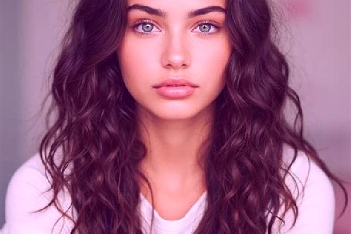 Kinsley, 22, a dark blonde amber-eyed mediterranean companion based in Zhutuo. Offering Domination, 69. Available for incall and outcall, day and evening dates.