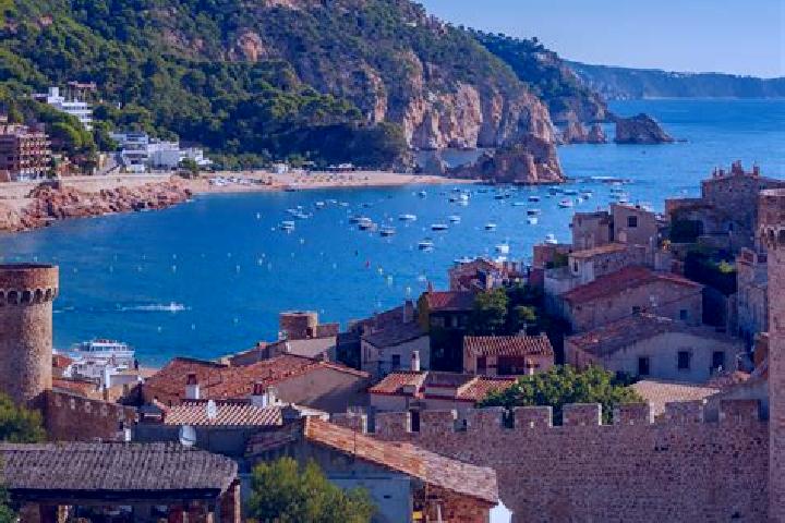 Kinsley, 22 — Escort in Ajalvir, Spain