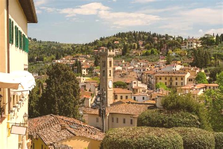 Kinsley, 22 — Escort in Fiesole, Italy