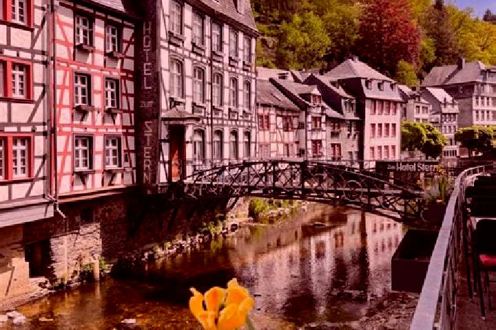 Kinsley, 22 — Escort in Mochau, Germany