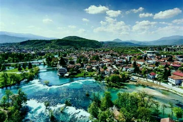 Kinsley, 22 — Escort in Srbac, Bosnia and Herzegovina