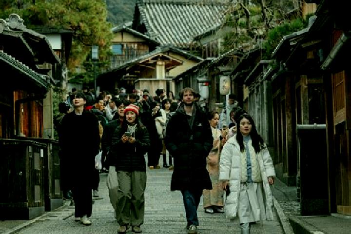 Kinsley, 22 — Escort in Uejima, Japan