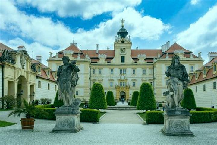 Kinsley, 22 — Escort in Valtice, Czech Republic