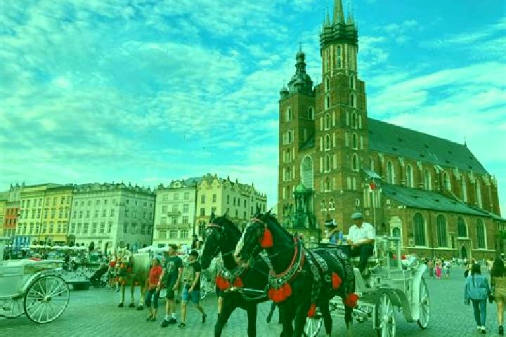Kinsley, 22 — Escort in Zreczyce, Poland