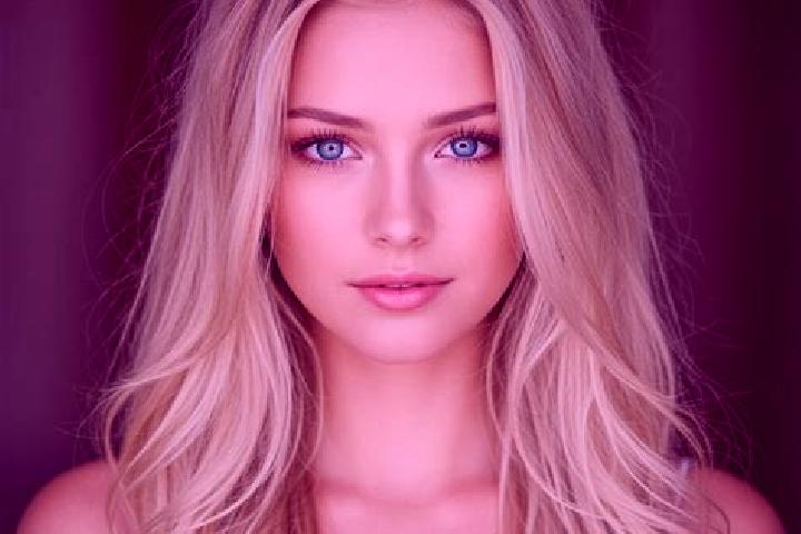Kinsley, 23, a blonde amber-eyed mixed companion based in Telita. Offering 69, Domination. Available for incall and outcall, overnight bookings available.