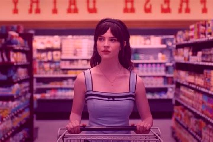 Kinsley, 23, a brunette amber-eyed caucasian companion based in Economia. Offering CIM, Overnight, Dinner Date, Travel Companion. Available for incall and ou...