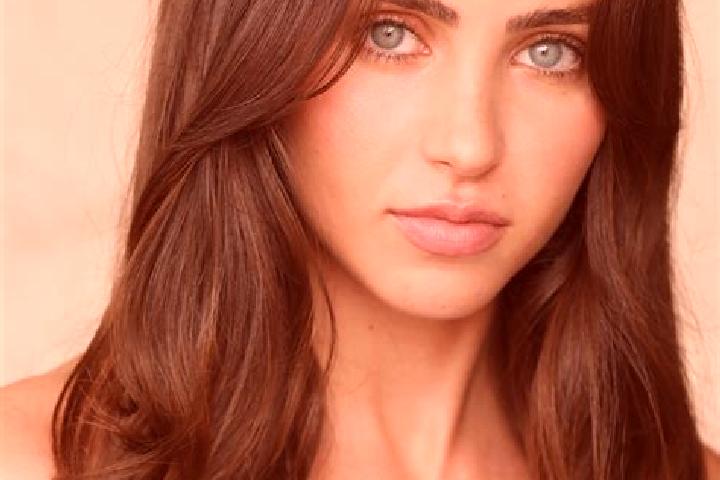 Kinsley, 23, a brunette brown-eyed latina companion based in Hoa Mac. Offering Couples, 69, OWO. Available for incall and outcall, day and evening dates.