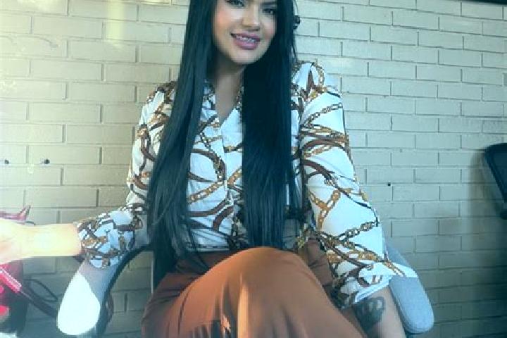 Kinsley, 23 — Escort in Amby, Netherlands