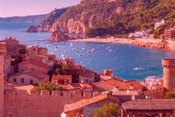 Kinsley, 23 — Escort in Cantabrana, Spain