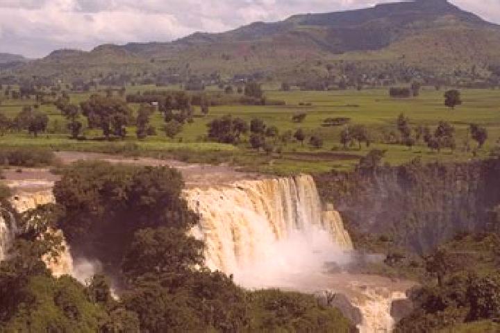 Kinsley, 23 — Escort in Hayk , Ethiopia