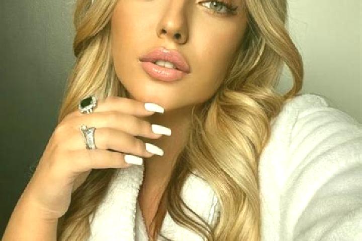 Kinsley, 23 — Escort in Iskar, Bulgaria