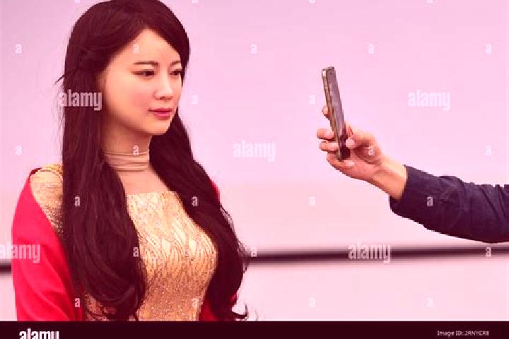 Kinsley, 23 — Escort in Jiajia, China