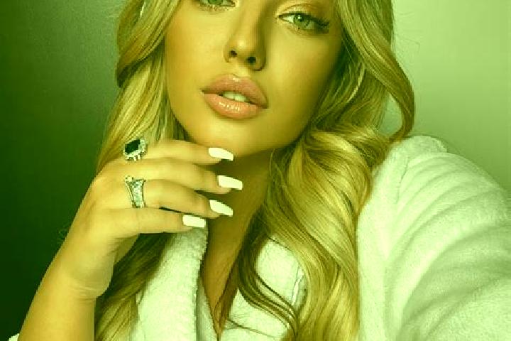 Kinsley, 23 — Escort in Kamlak, Russia