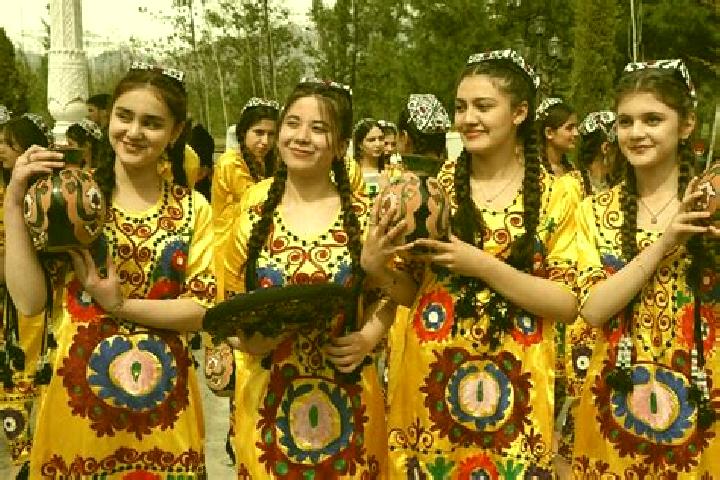 Kinsley, 23 — Escort in Kirov, Tajikistan