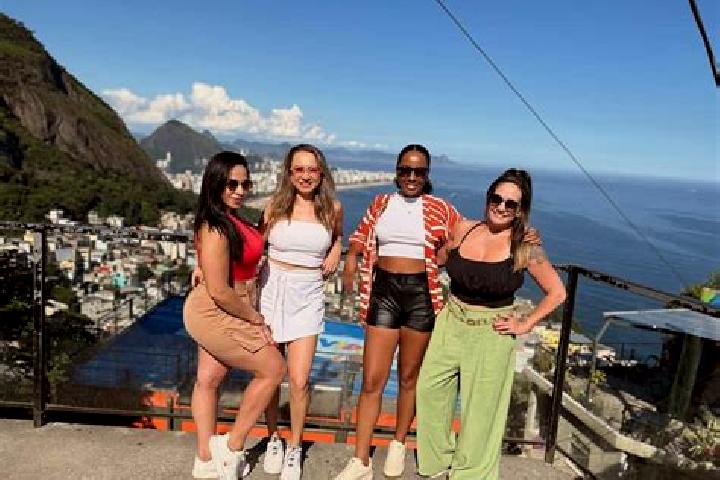 Kinsley, 23 — Escort in Laje, Brazil