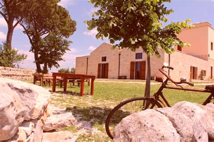 Kinsley, 23 — Escort in Masseria Seminario, Italy