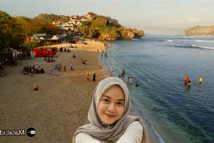 Kinsley, 23 — Escort in Salem Kidul, Indonesia