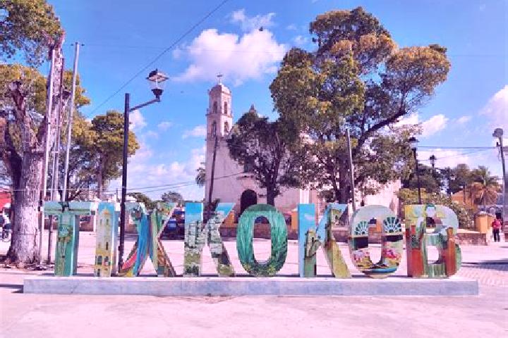 Kinsley, 23 — Escort in Tixkokob, Mexico