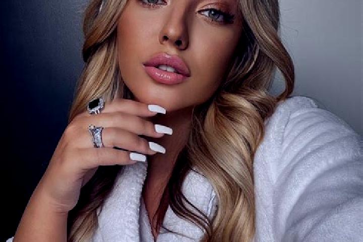 Kinsley, 23 — Escort in Zerkow, Poland