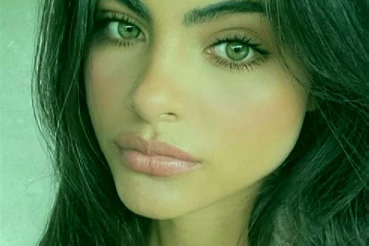 Kinsley, 24, a black green-eyed caucasian companion based in Rossdorf. Offering CIM, Deep French Kissing, Striptease, OWO. Available for incall and outcall, ...